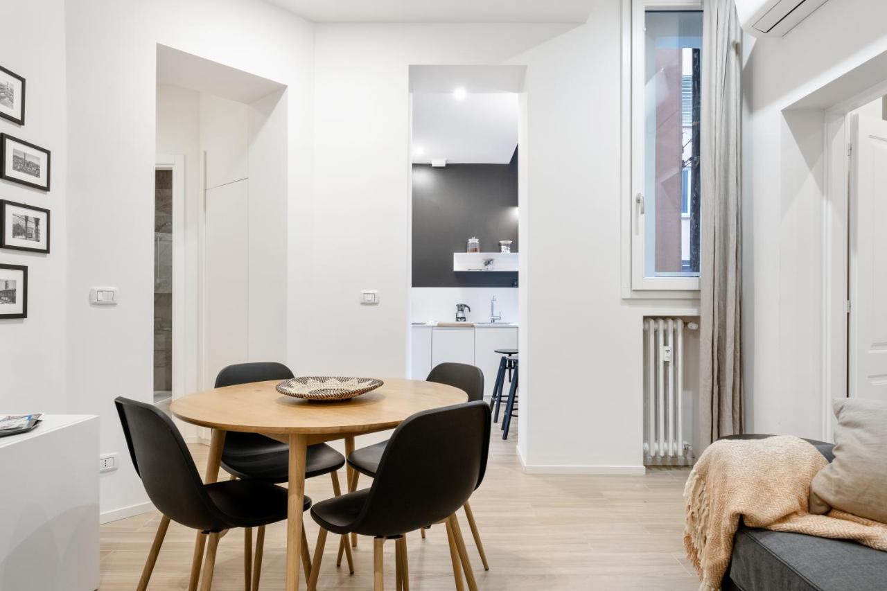 Piazza Maggiore White Apartment ボローニャ エクステリア 写真