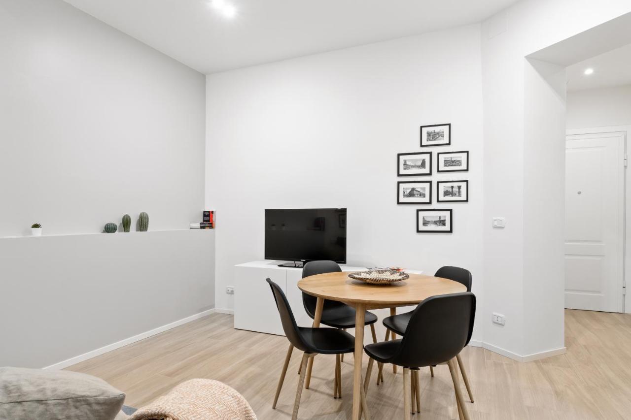 Piazza Maggiore White Apartment ボローニャ エクステリア 写真